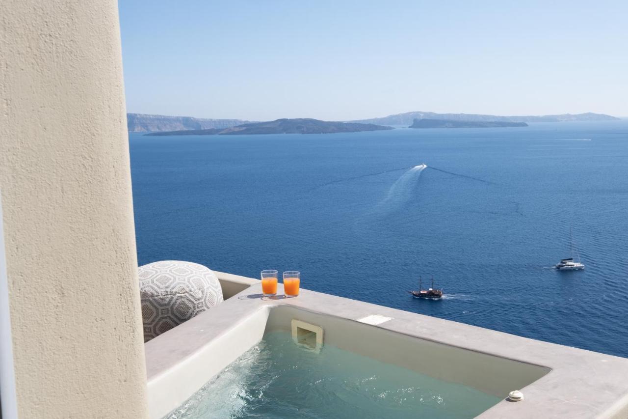 Santoroia Luxury Suites By Caldera Houses Exterior photo